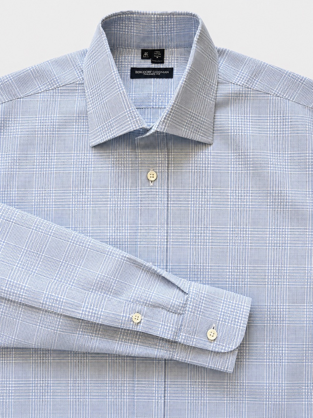 Bergdorf Goodman Tailored Fit Dress Shirt – Men’s 16.5 (42) – Made in Italy